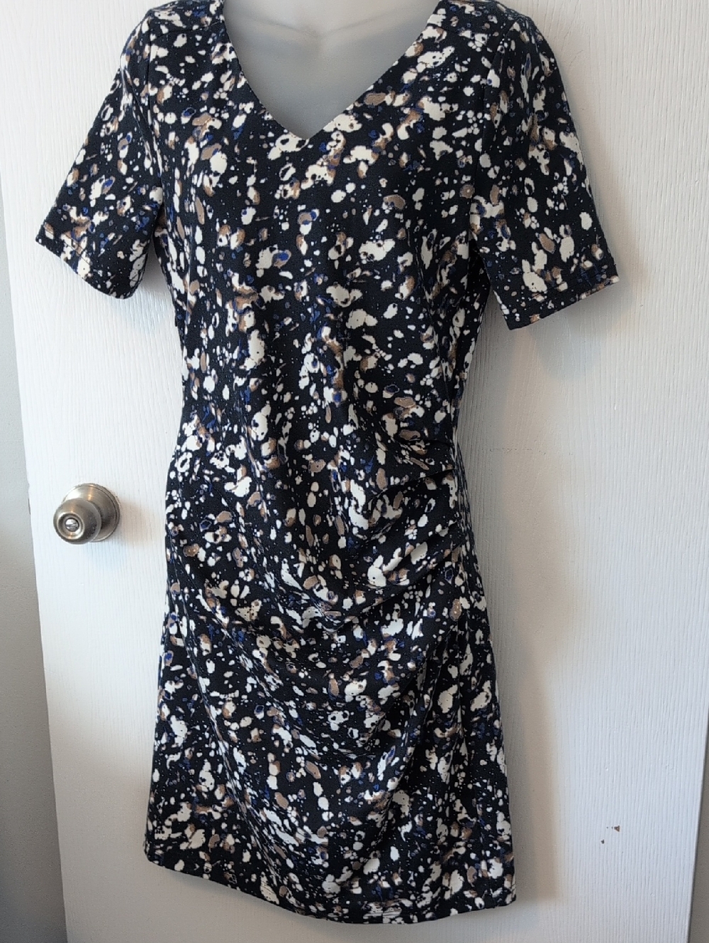 NWT Kaffe V-Neck Navy Abstract Print Dress. Size med.